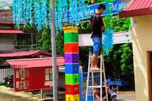 CÔNG TÁC PHỐI HỢP VỚI PHỤ HUYNH THỰC HIỆN TRANG TRÍ VÀ CẢI TẠO KHUÔN VIÊN NHÀ TRƯỜNG
