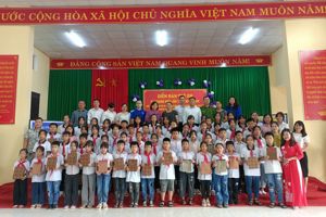 Diễn đàn trẻ em xã Hoàng Việt